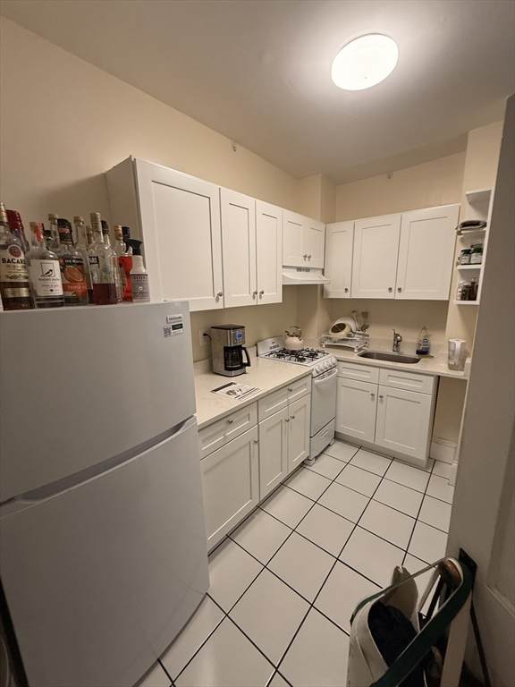 39 Hemenway Street - Photo 1