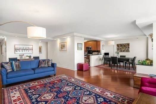 151 Tremont Street - Photo 1