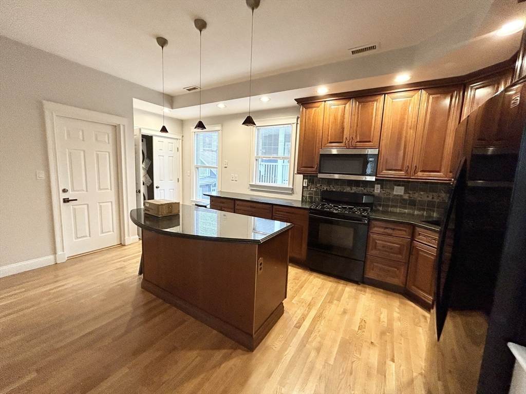 12 Buttonwood - Photo 1