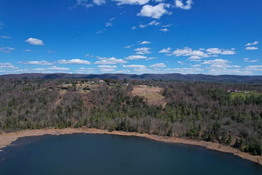 9 Wheatley - Photo 1