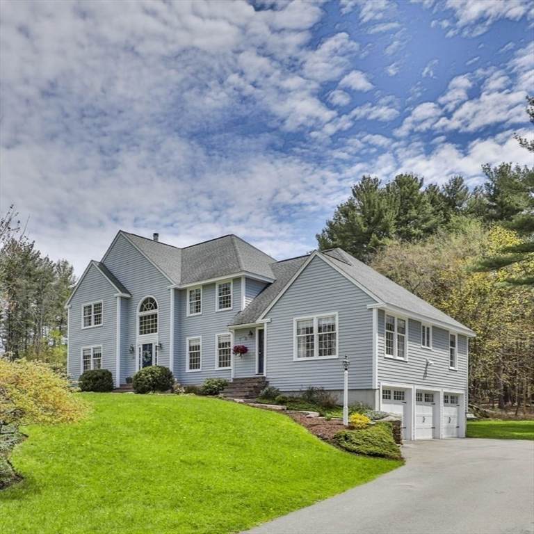 102 Lost Pond Lane - Photo 1