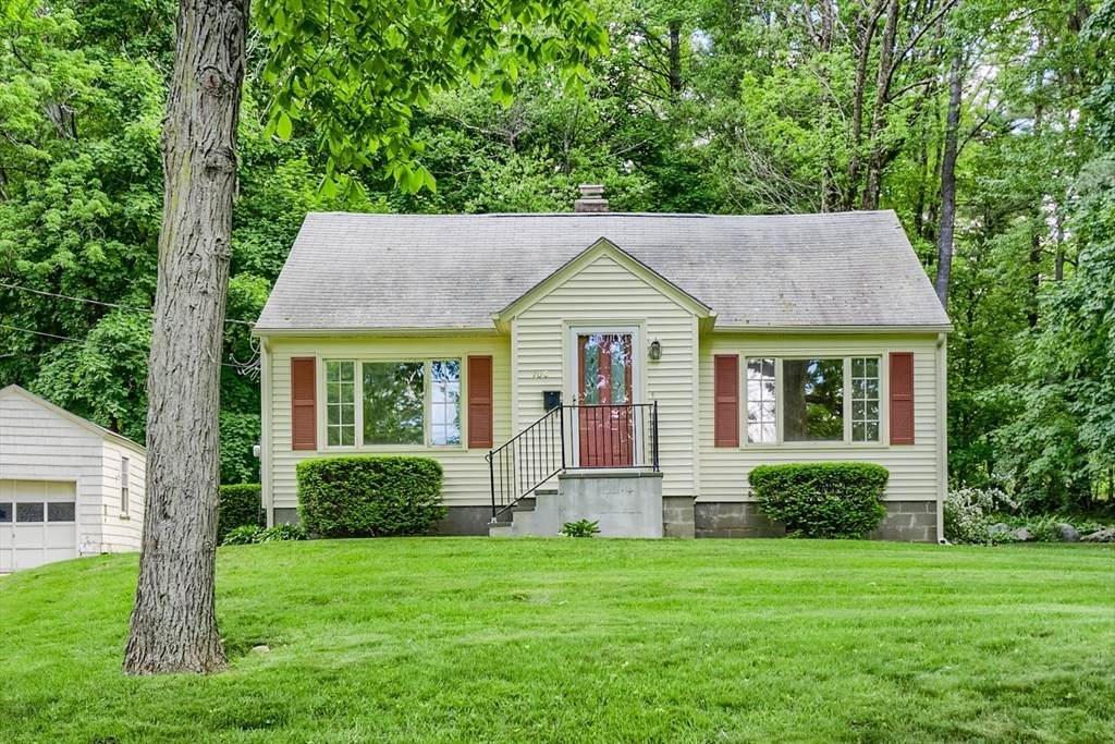 100 Pleasant St - Photo 1