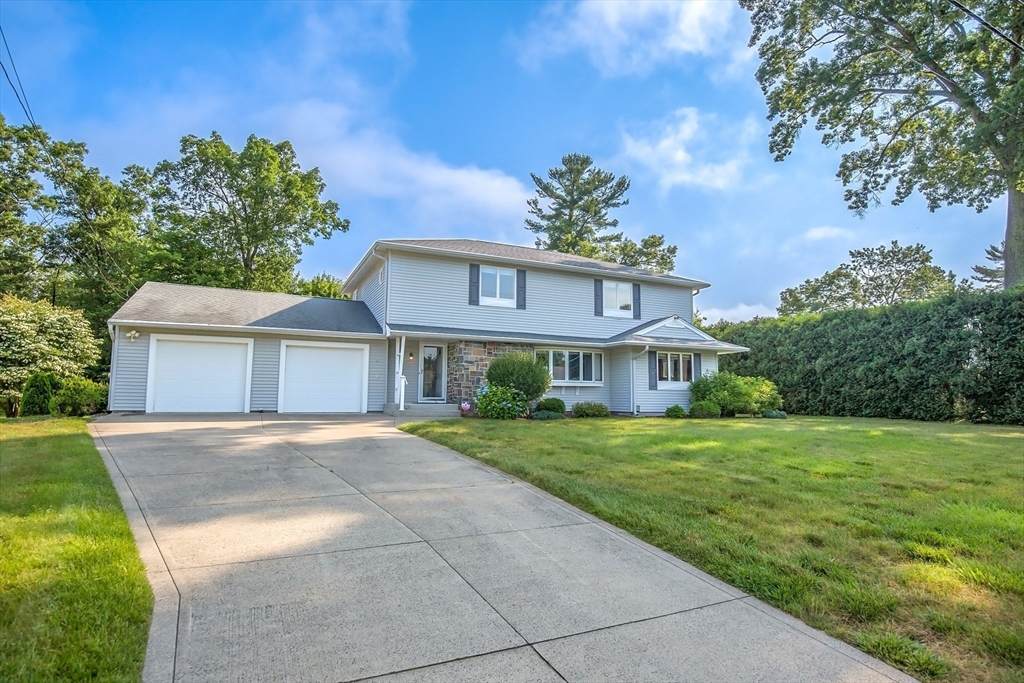 112 Beverly Dr - Photo 1