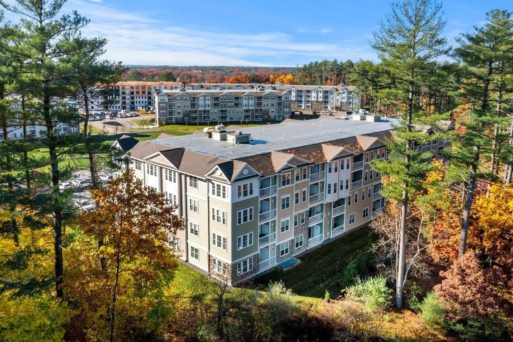 280 Martins Landing - Photo 1