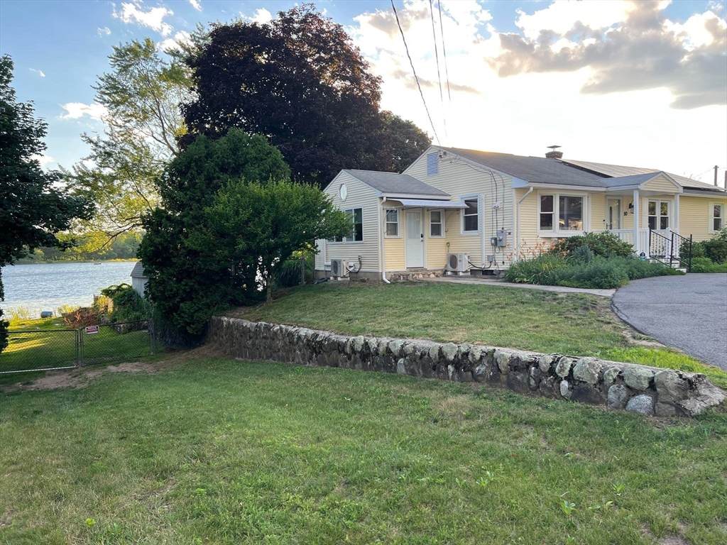 80 Pine Grove St - Photo 1