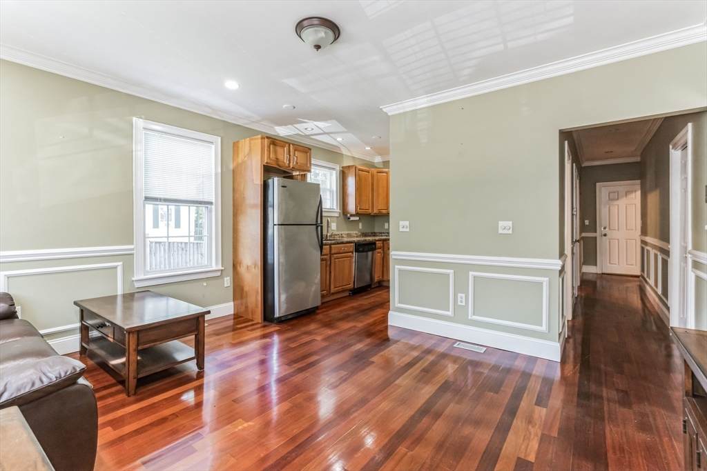 613-615 Dorchester Ave - Photo 1