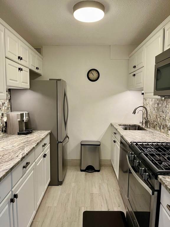 33 Pond Ave - Photo 1