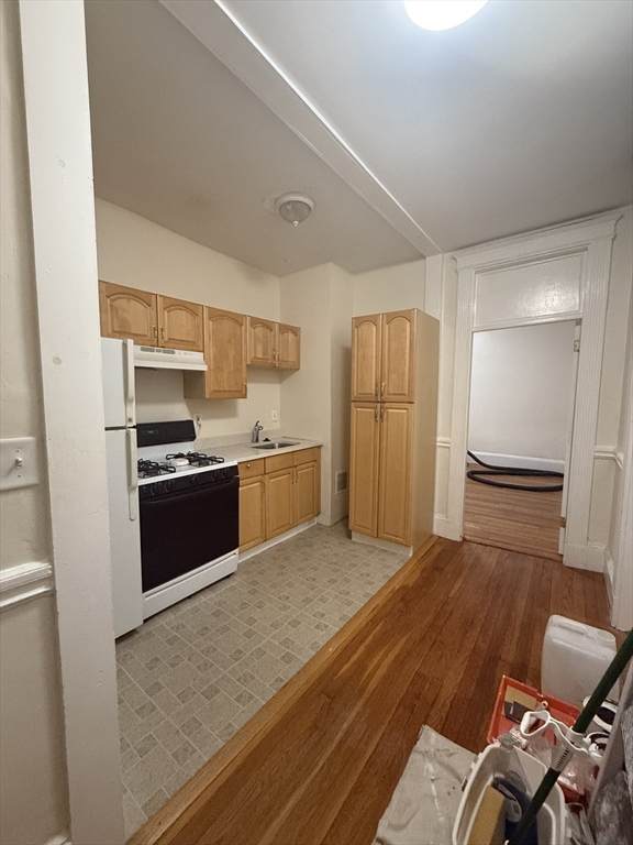 39 Hemenway Street - Photo 1