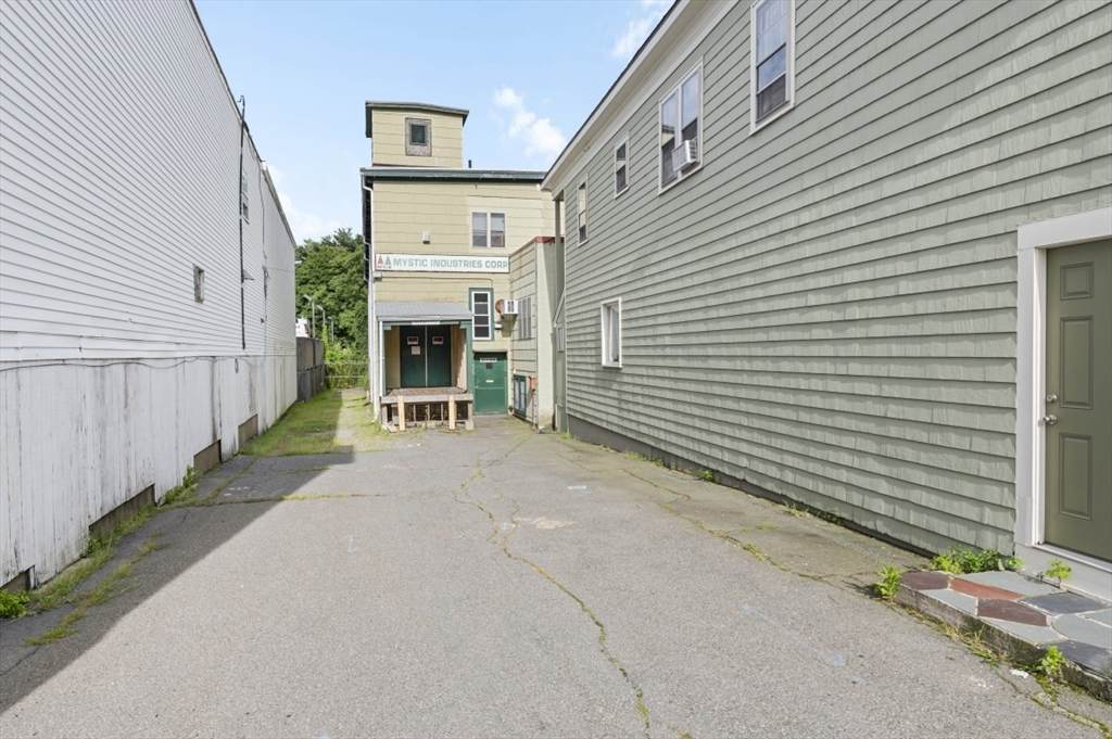 474 Main Street - Photo 1