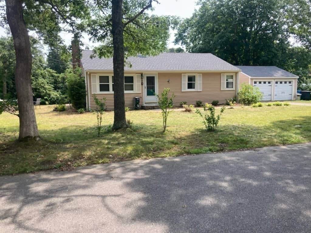 37 Cedar St - Photo 1