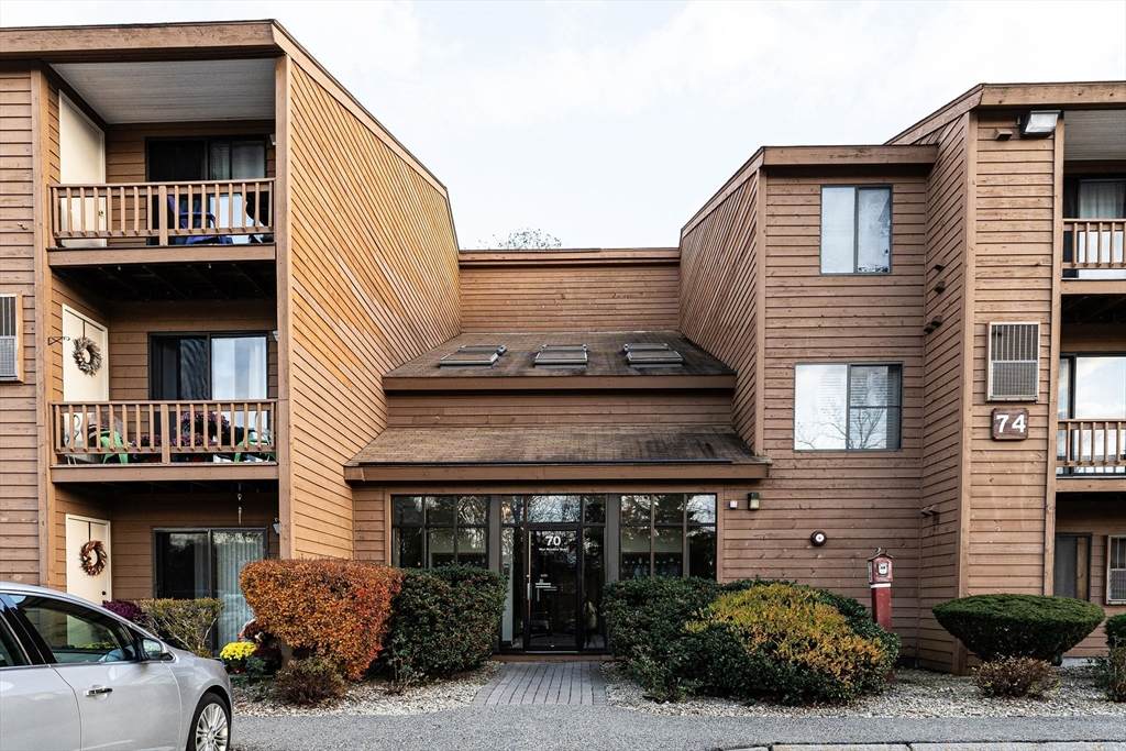 70 W Meadow Road - Photo 1