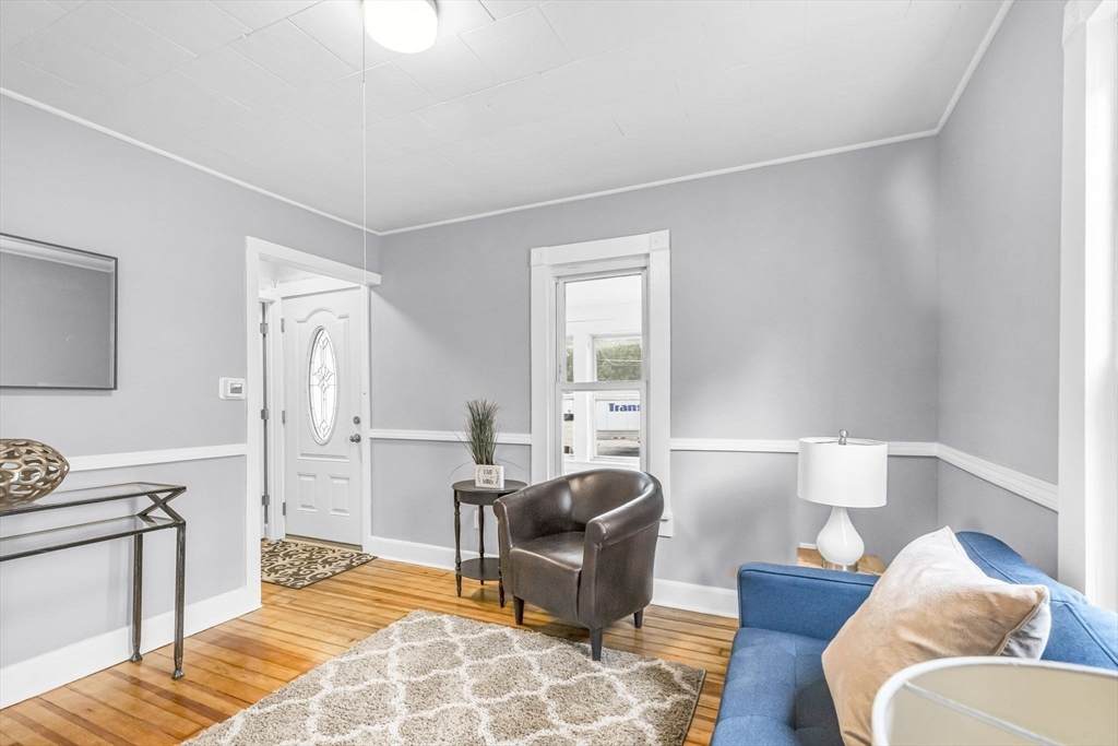 125 Verge St - Photo 1