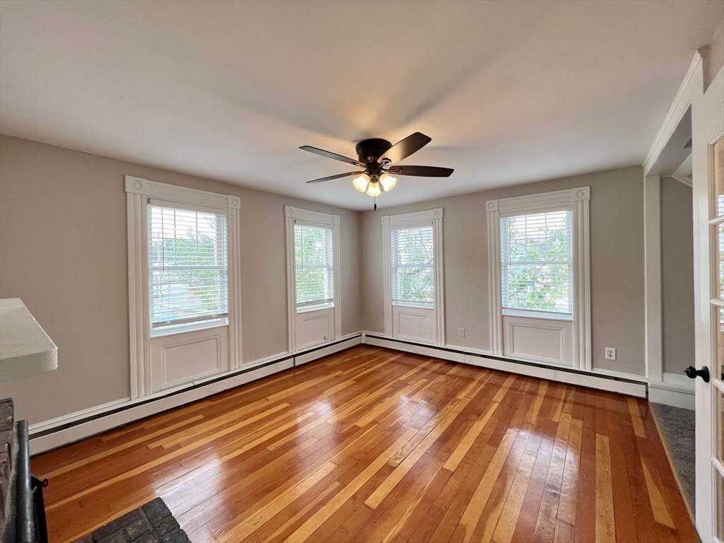 14 Osborne St - Photo 1