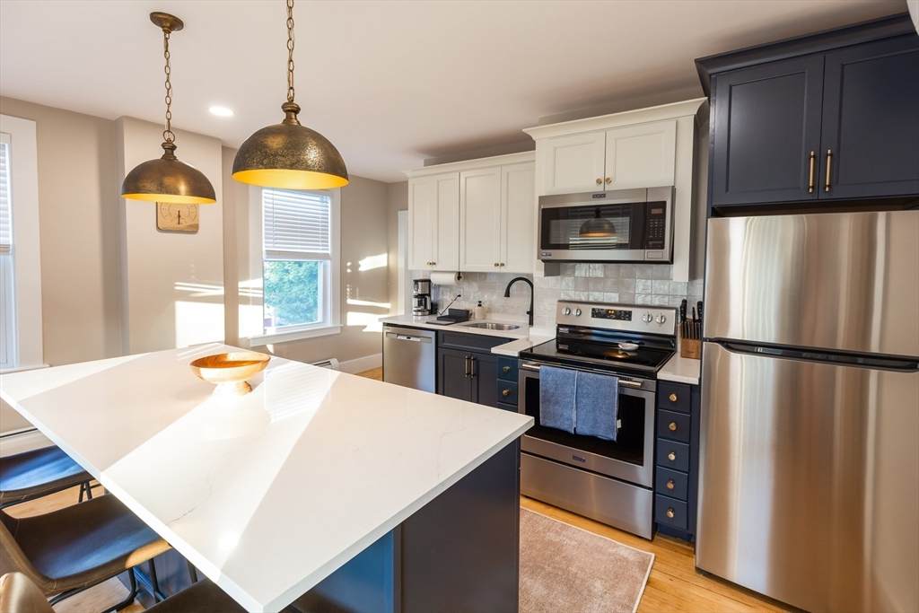 133 Court St - Photo 1