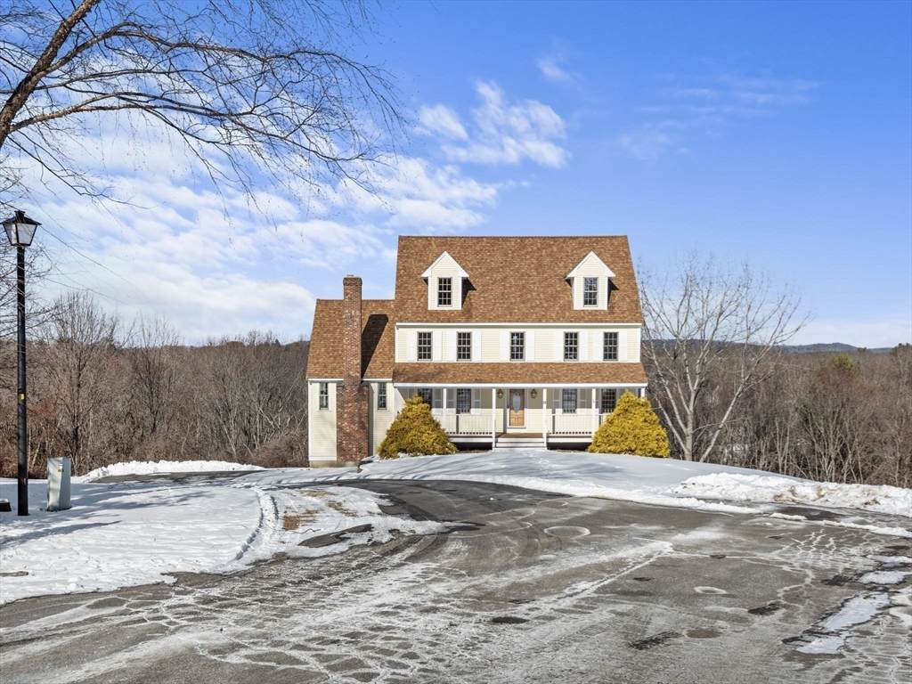 15 Hillview Dr - Photo 1