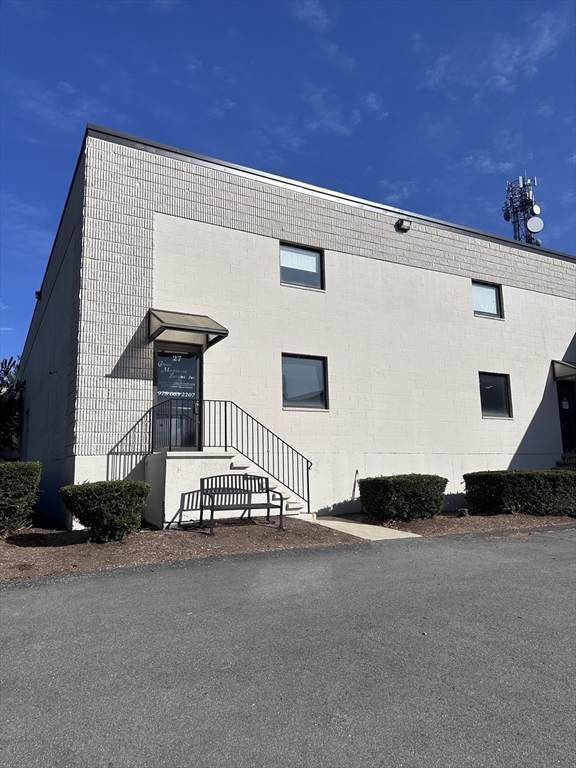 34 Sullivan Rd - Photo 1
