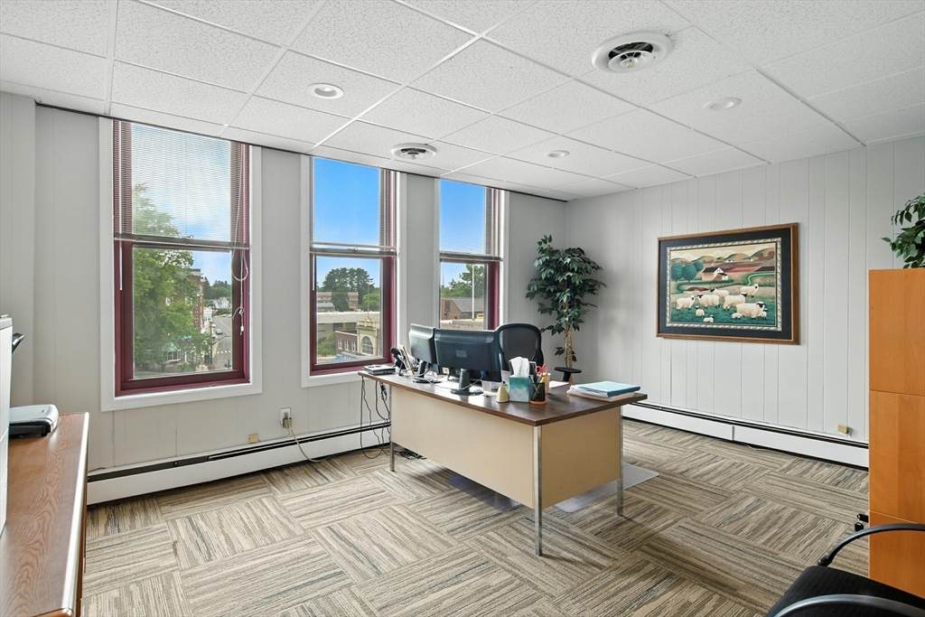 78 Main St - Photo 1