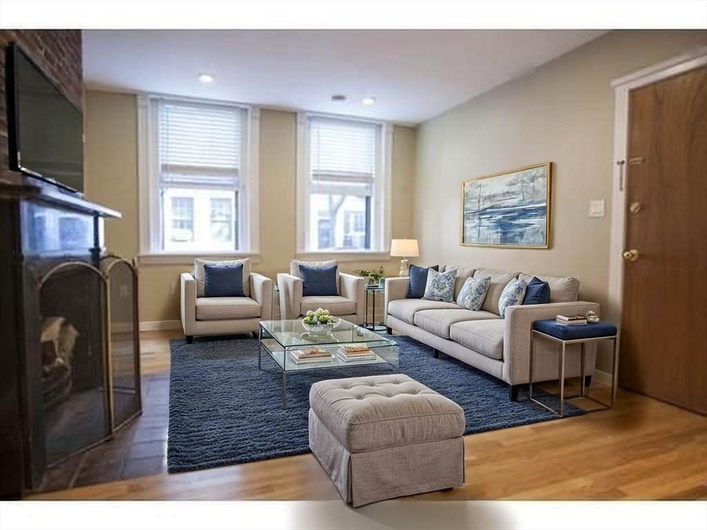 41 Grove - Photo 1