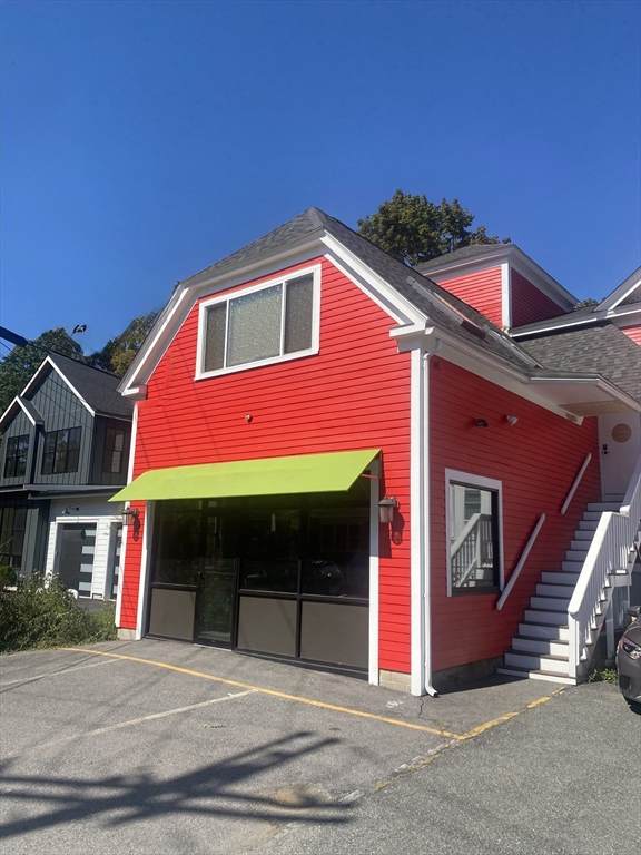 1349 Centre - Photo 1