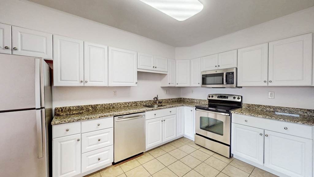 20 Hammond Pond Pkwy - Photo 1