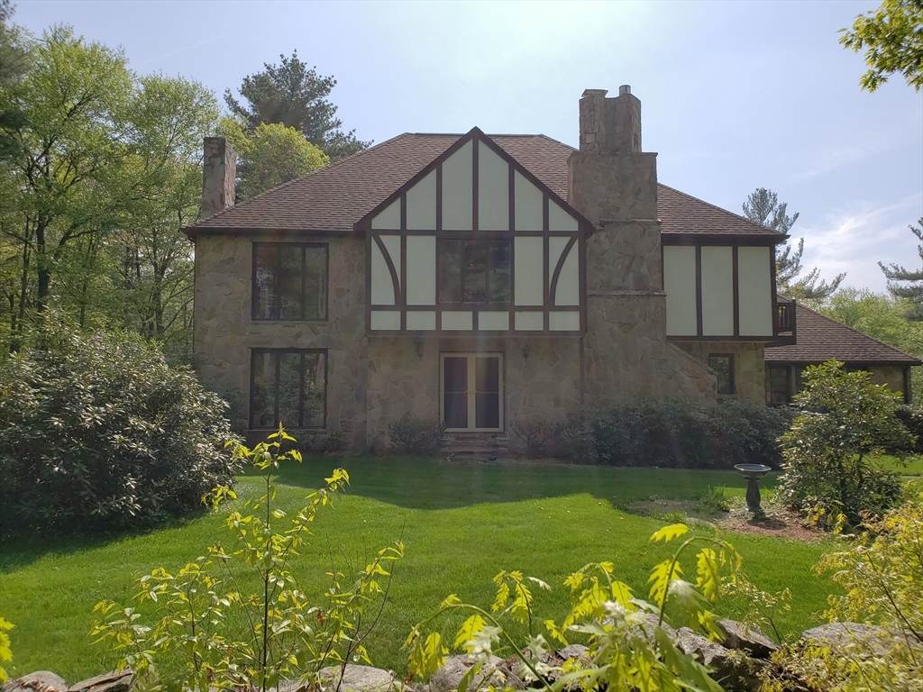 23 Carr Rd - Photo 1