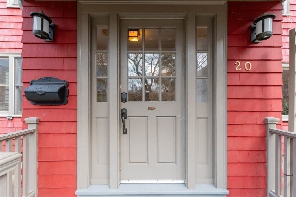 20 Maynard Pl. - Photo 1