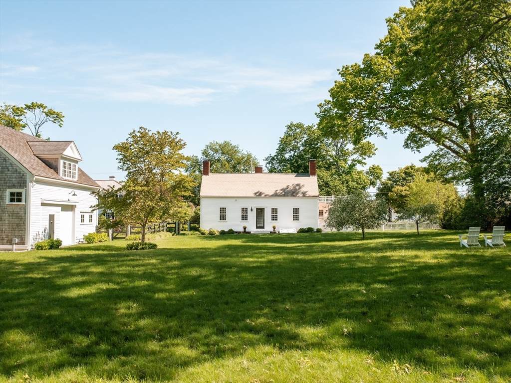 205 Powder Point Ave - Photo 1