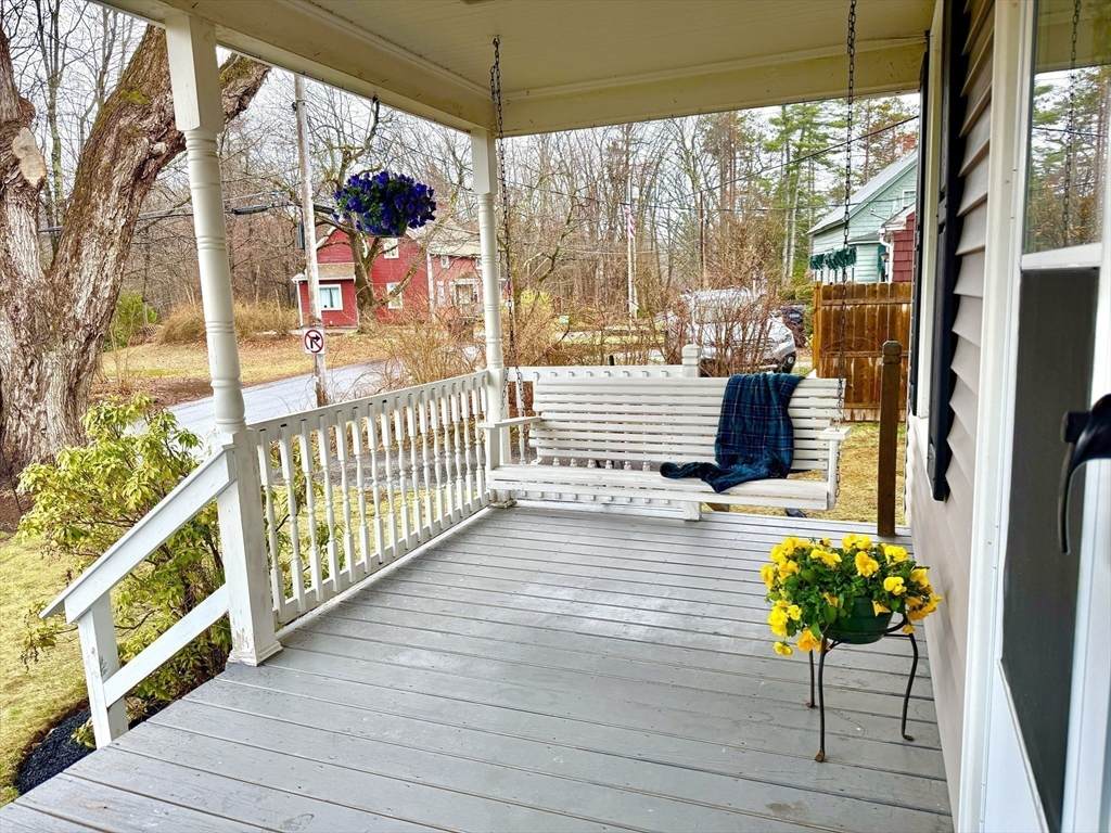 https://bt-photos.global.ssl.fastly.net/mlspin/orig_boomver_2_73355579_2.jpg