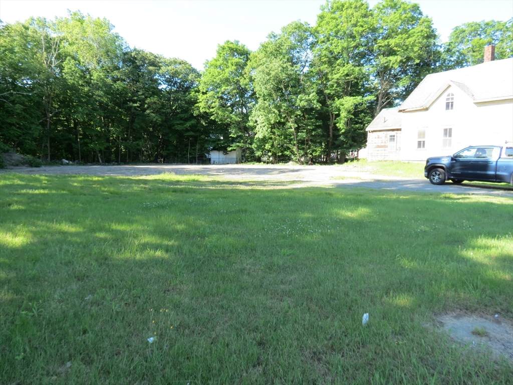 424 Winthrop - Photo 1