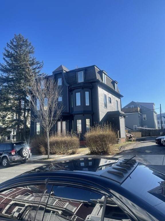 13 Clark Ave - Photo 1