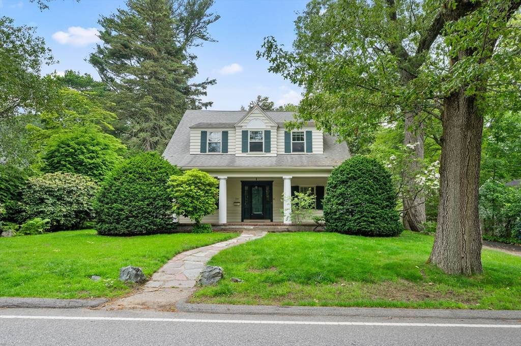 320 Quinobequin Rd - Photo 1