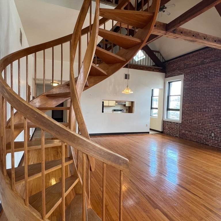 593 Main St - Photo 1