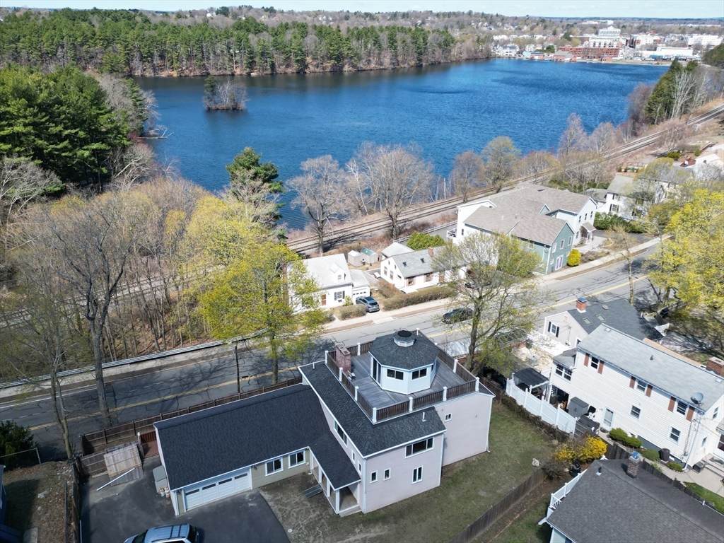 762 Main St - Photo 1