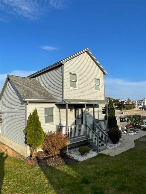 7 Collins Way - Photo 1
