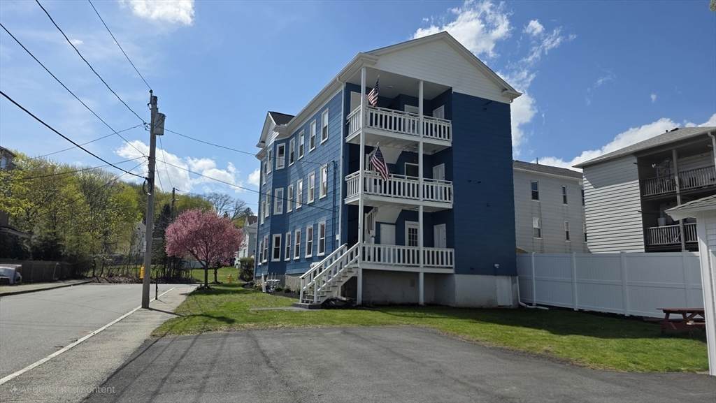 20 Reeves St - Photo 1