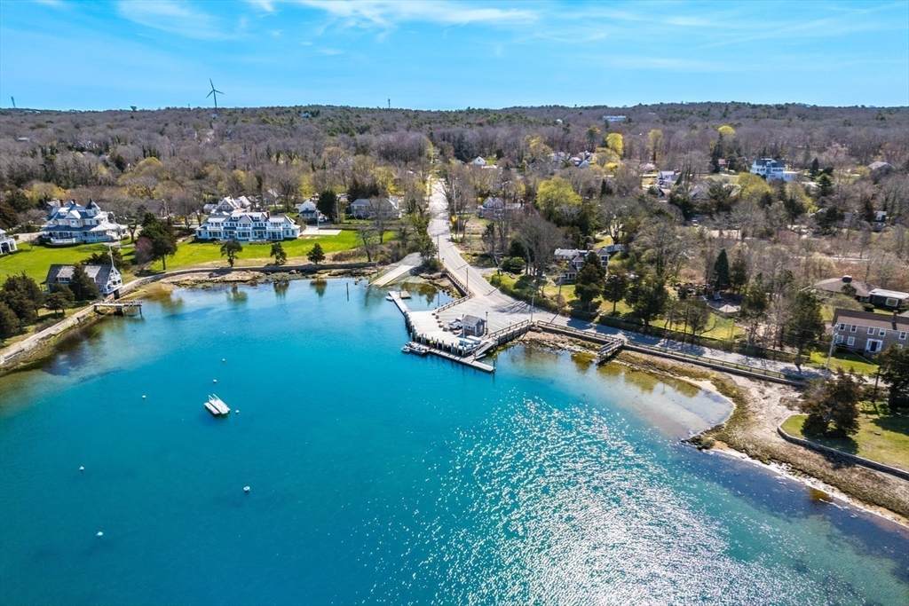 606 W Falmouth Hwy - Photo 1