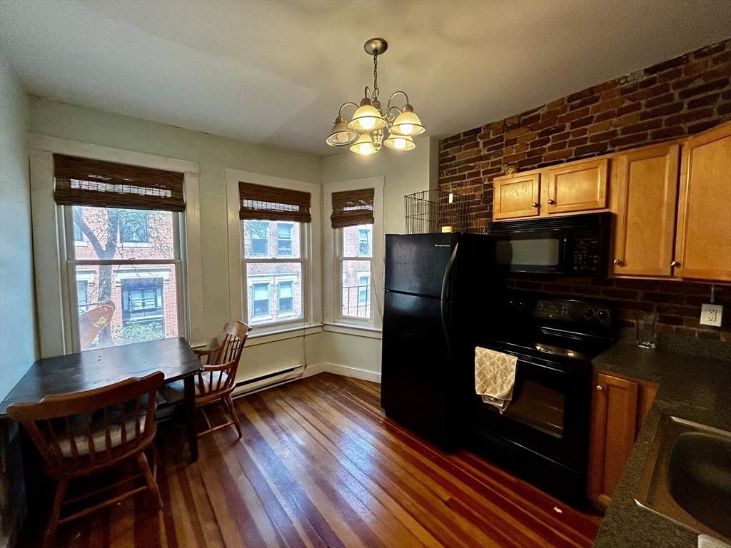32 Grove Street - Photo 1