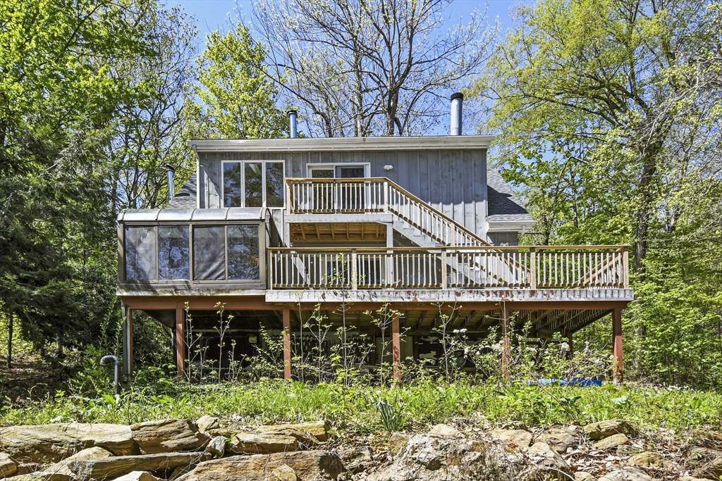 173 King Richard Drive - Photo 1
