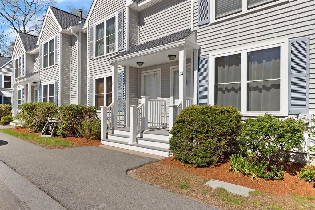 10 Groton Road - Photo 1