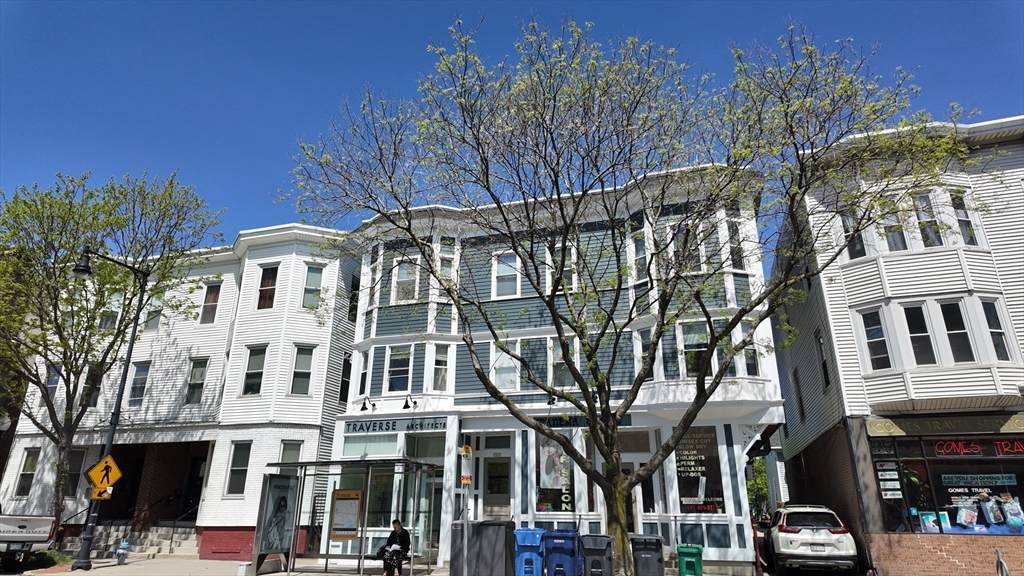 783 Cambridge St - Photo 1