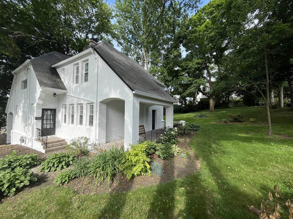 909 High Street - Photo 1