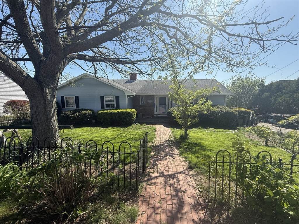 34 Crescent Ave - Photo 1