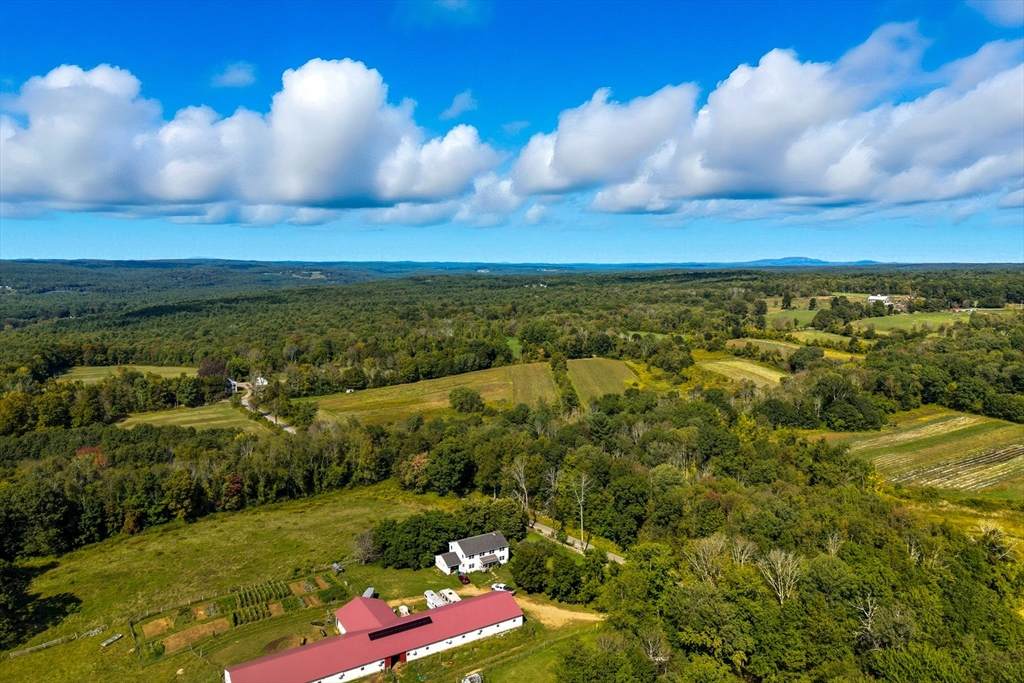 716 Hardwick Rd - Photo 1