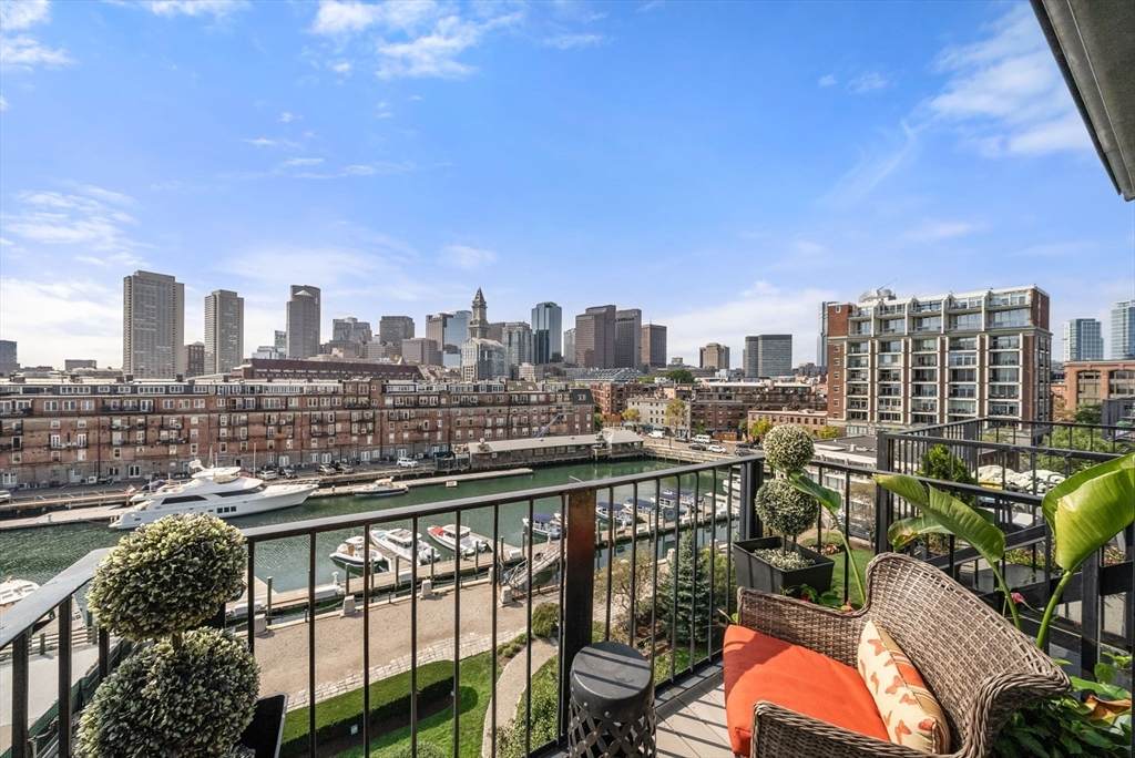 28 Atlantic Ave - Photo 1