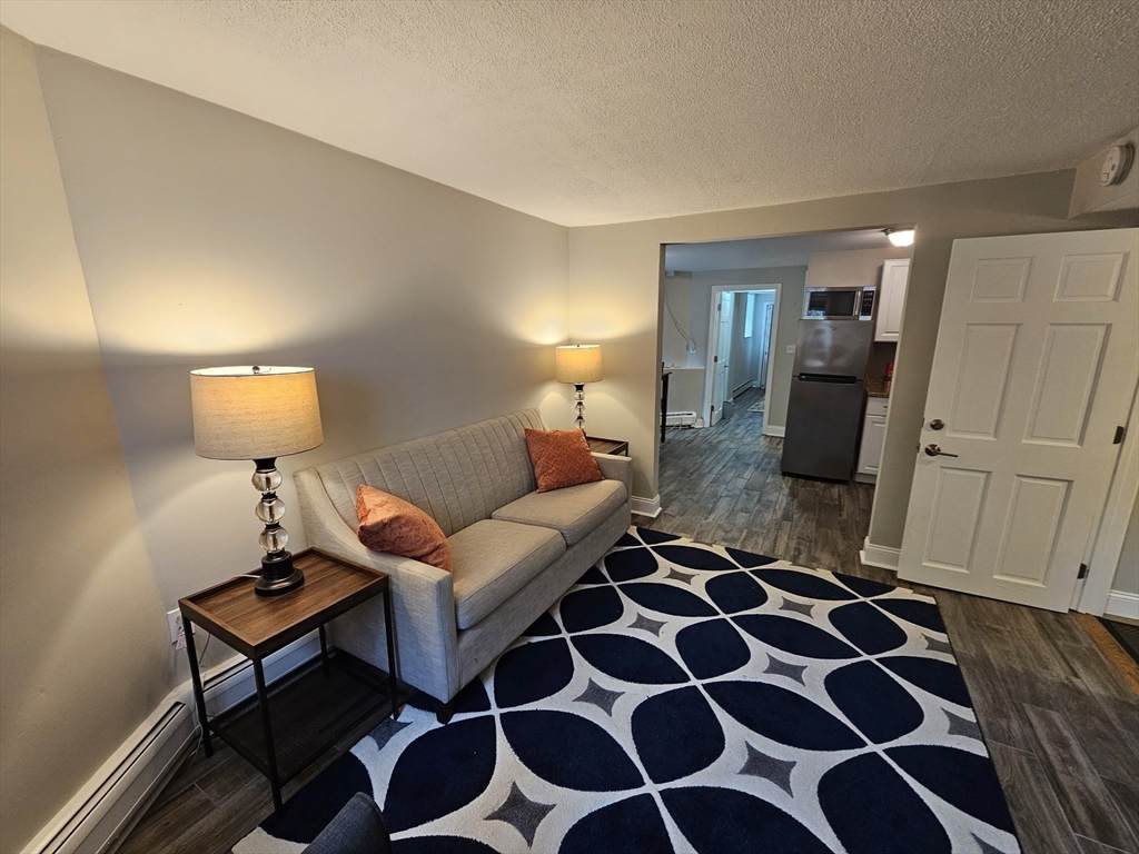 44 Belmont St - Photo 1