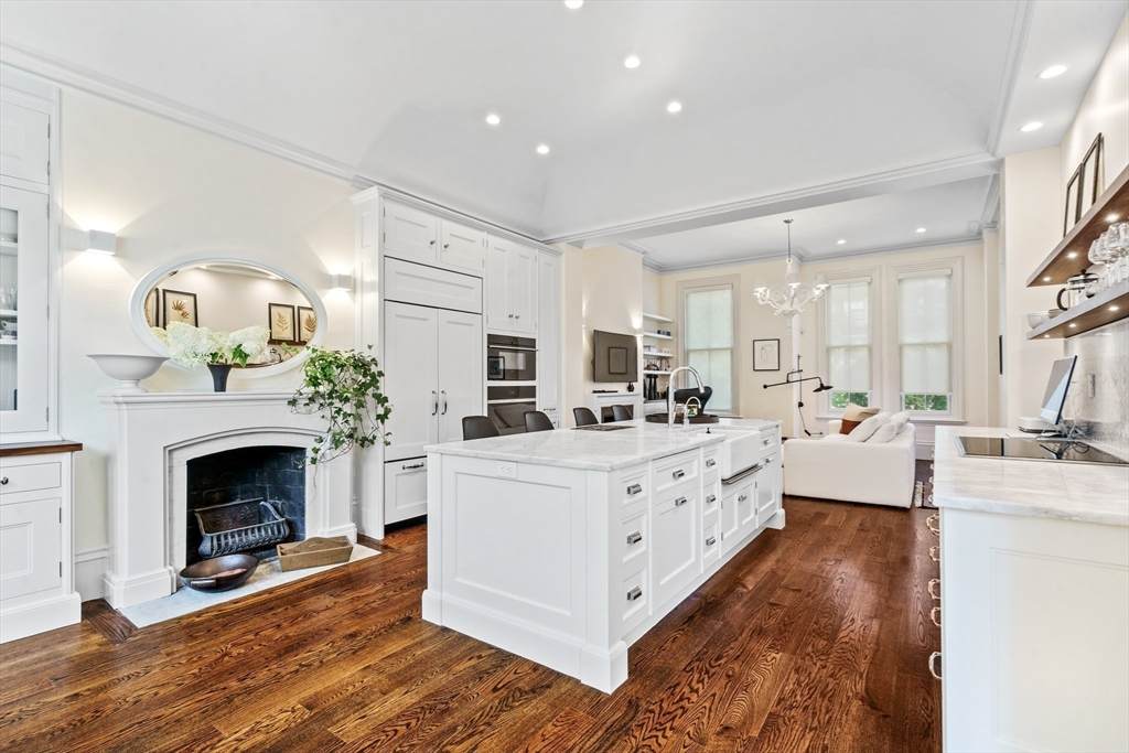 57 Monmouth Street - Photo 1