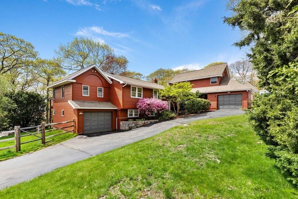 146 Hesperus Ave - Photo 1