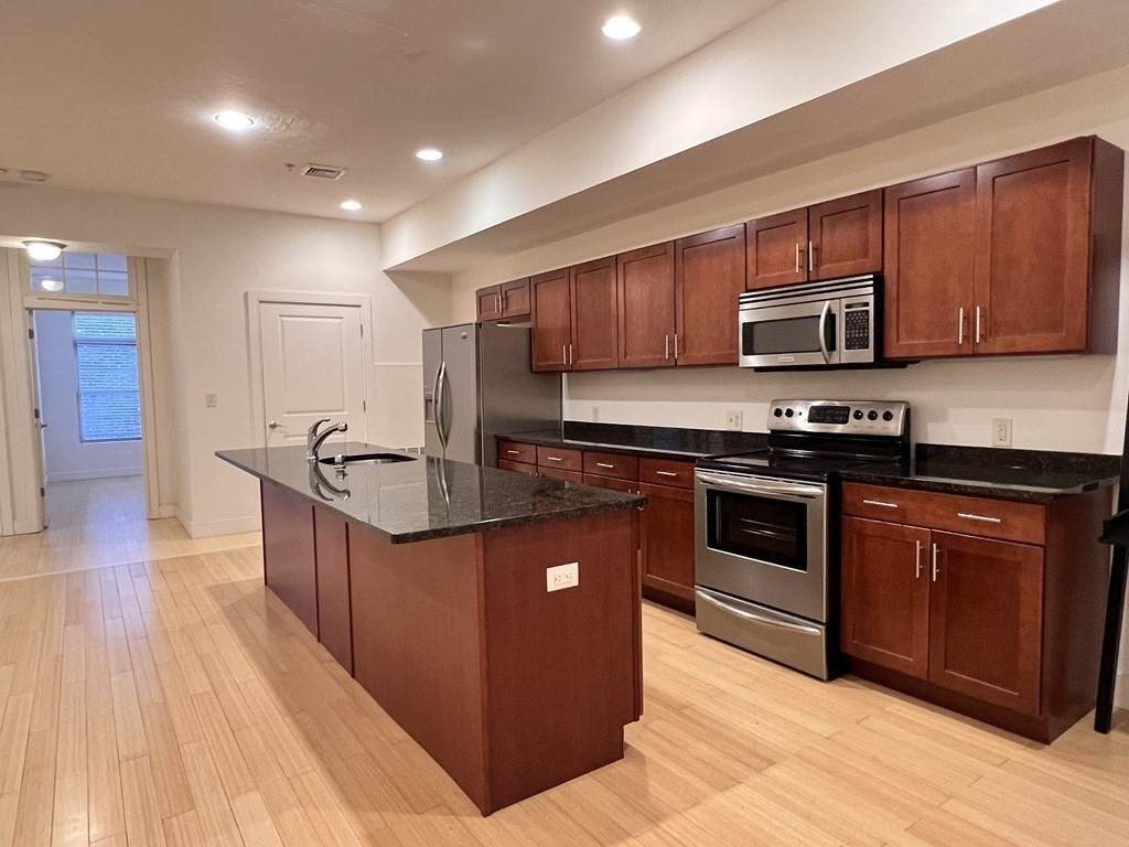 9 Gardner St - Photo 1