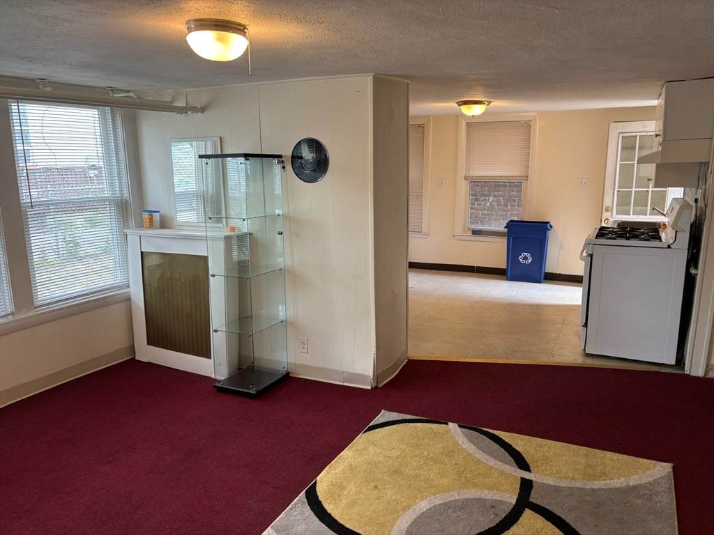 326 Boston Ave - Photo 1