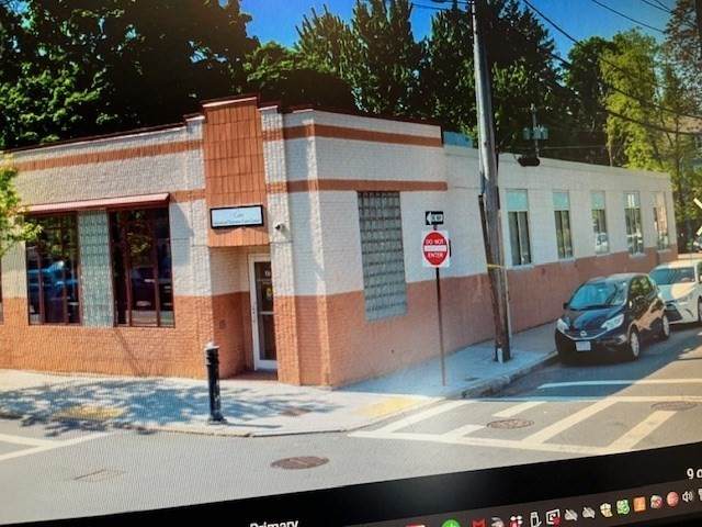 114-116 North Beacon - Photo 1